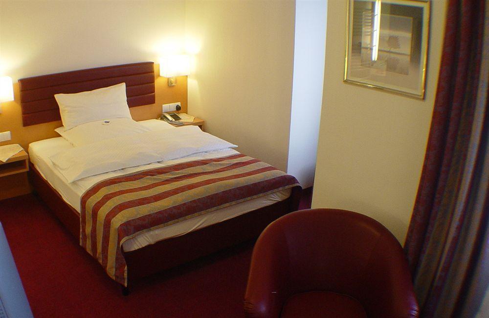 Hotel Zum Adler Bonn Eksteriør billede