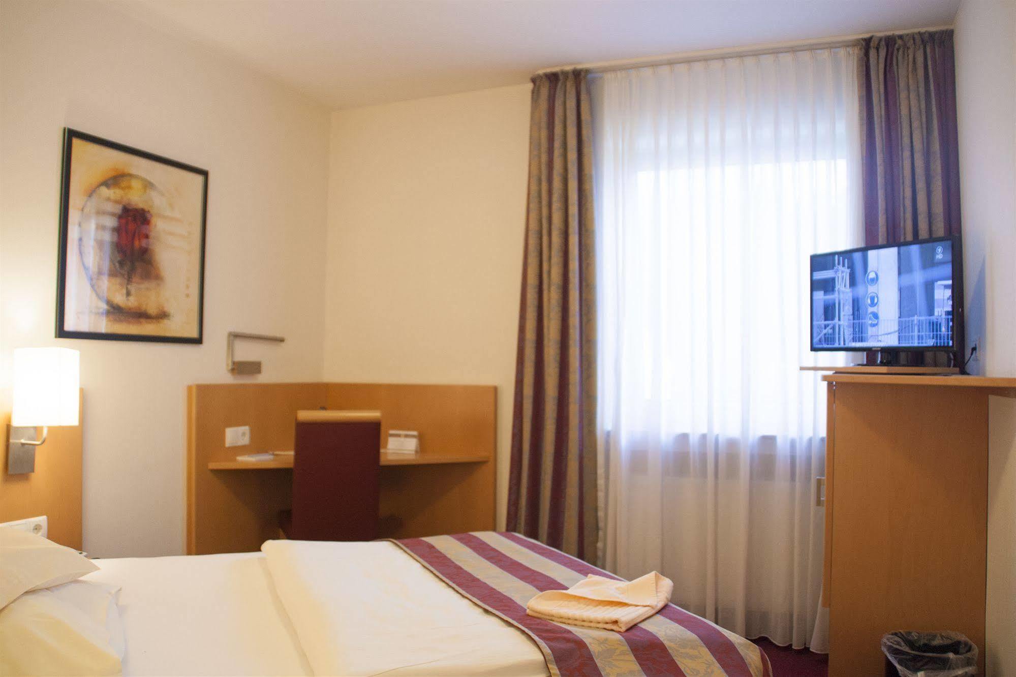 Hotel Zum Adler Bonn Eksteriør billede